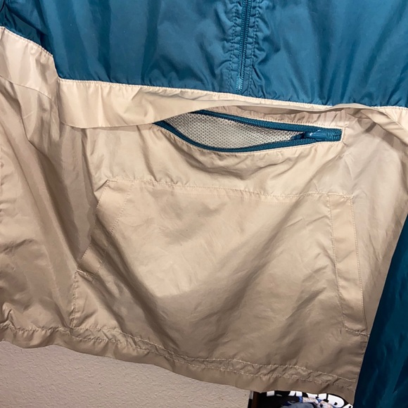 mens windbreaker - Picture 4 of 4
